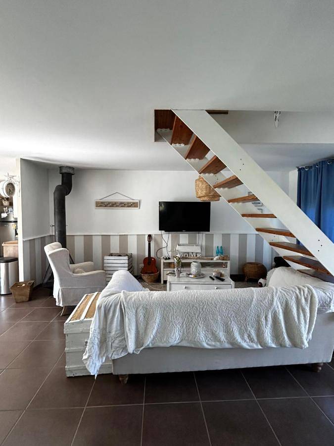 Appartement de vacances entier, Chambre Raphaël les monts in Sainte-Feyre, Région de Guéret