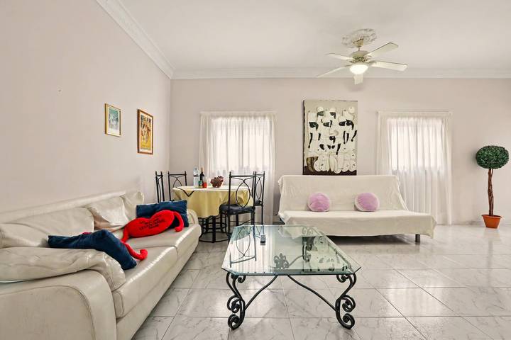 Holiday rental for 7 people, with Garden and Sauna in Los Cristianos