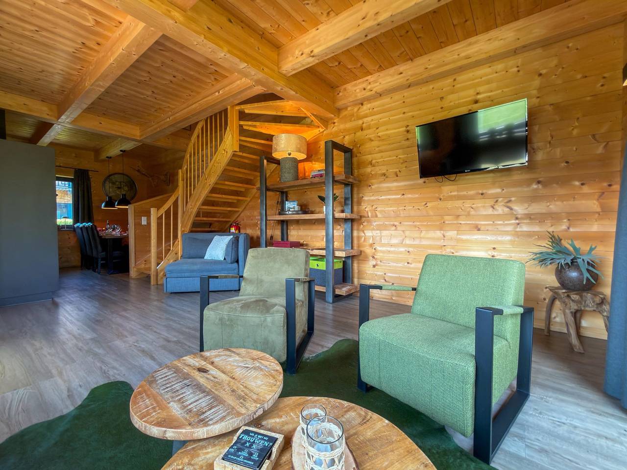 Chalet mit Sunshower und panoramischem Blick in Hermagor-Pressegger See, Bezirk Hermagor