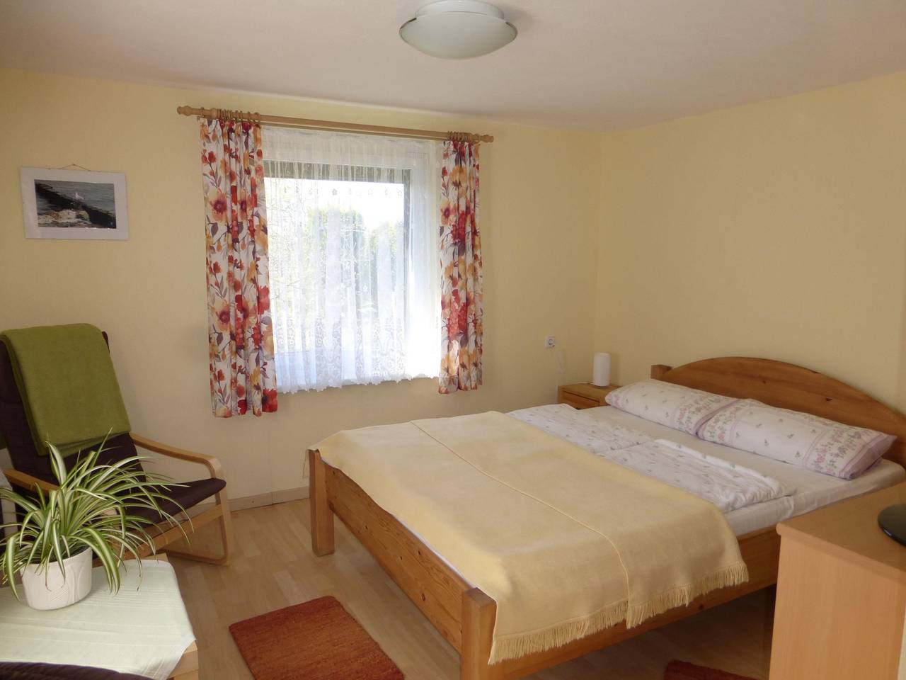Ganzes Studio, Ferien-Apartment mit Gartenblick in Dierkow, Rostock