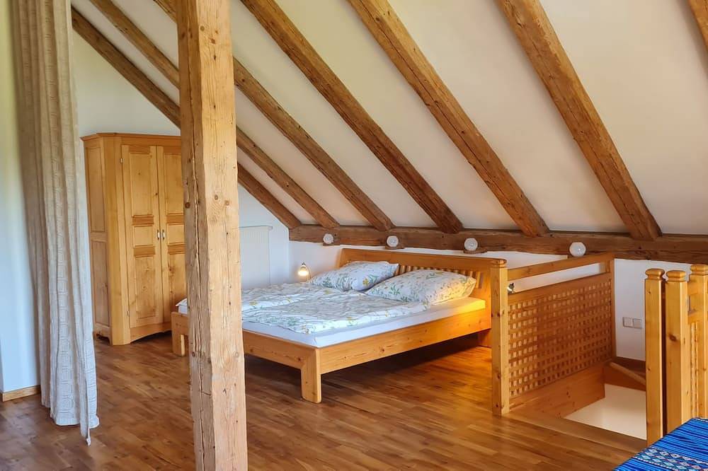 Helles Ferienhaus auf Waldlichtung in Dießen am Ammersee, Ammersee