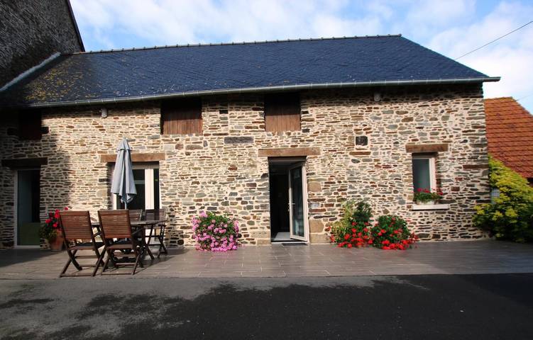 Gîte pour 4 personnes, avec jardin et terrasse, animaux acceptés à Vessey - 2