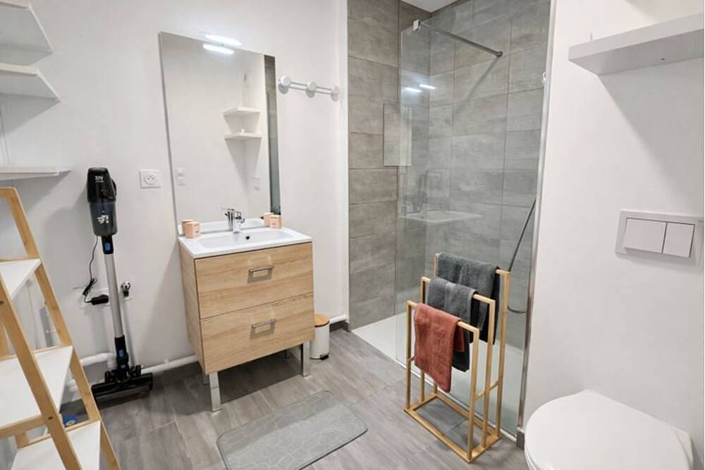 Apartamento entero, Cosy apartment with balcony 15 minutes from Lille in Ronchin, Lille region