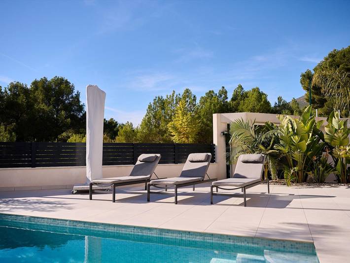 Villa de luxe avec piscine privée, clim, wifi et parking à Polop in Polop, Costa Blanca