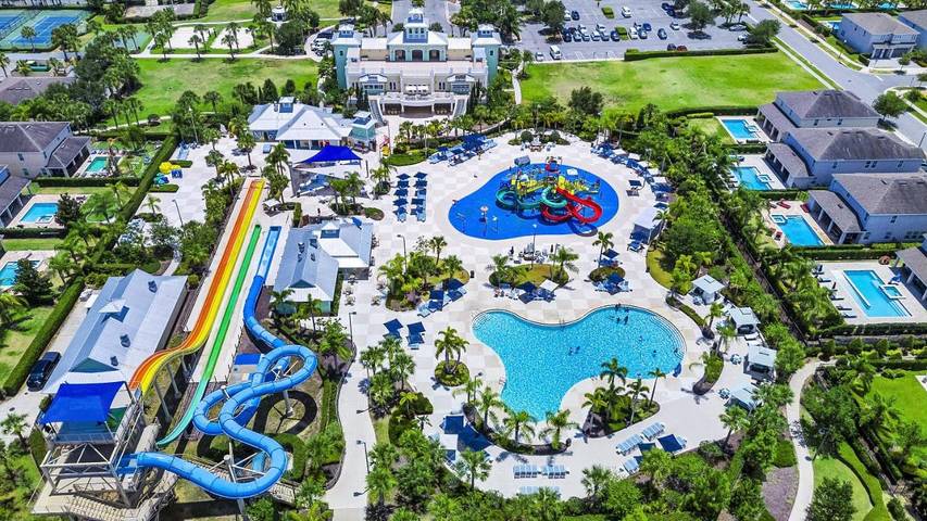 Casa de vacaciones para 18 personas, con terraza y piscina, Se admiten mascotas - 1