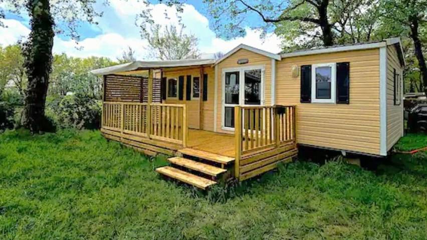 Camping pour 6 personnes, avec jardin et piscine à La Boissière-de-Montaigu