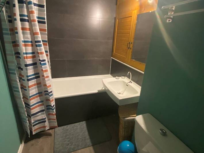 Studio entier, Studio cosy pour 4 avec balcon et Wi-Fi, accès direct aux pistes in La Pierre Saint-Martin, Arette