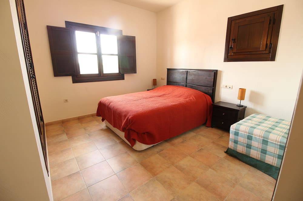 Hl 007 Holiday Rentals 3 bedroom 2 bathroom villa in Hacienda del alamo, Fuente Alamo de Murcia