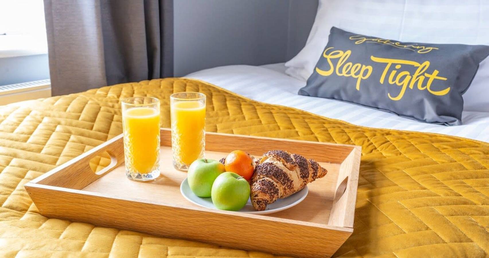 Entire apartment, The Gathering Chester 1 Sleeps 14 Very Close to City Centre in Chester, Cheshire West and Chester