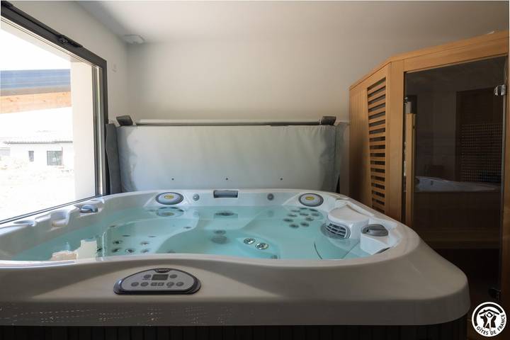 Chambre d’hôte pour 4 personnes, avec jacuzzi ainsi que sauna et jardin dans Haute-Garonne - 2