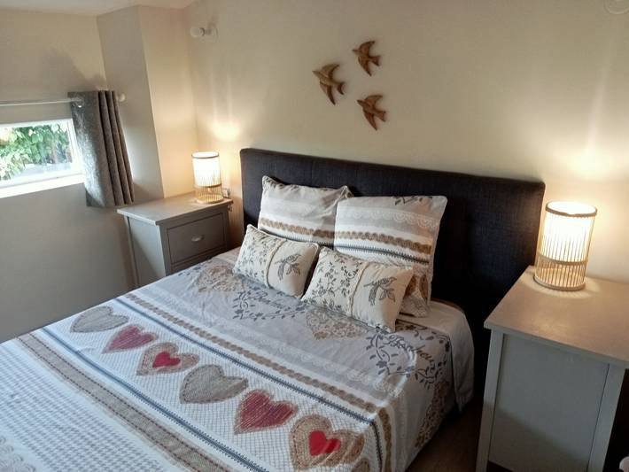Chambre d’hôte pour 2 personnes, avec bassin pour enfant et jardin, adapté aux familles dans le Languedoc-Roussillon