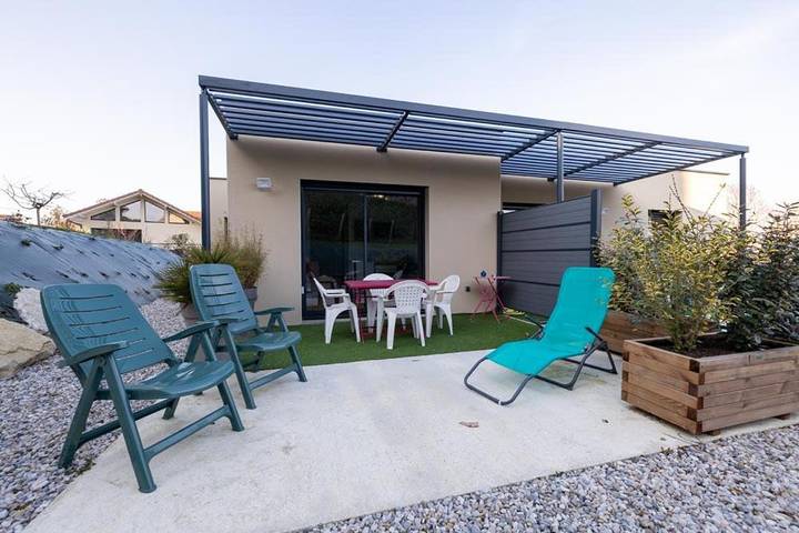 Appartement de vacances pour 4 personnes, avec vue et jardin, animaux acceptés