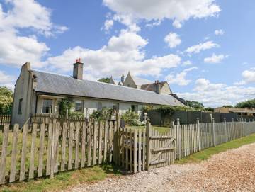 Glamping for 4 People in Dorset, South West England, Photo 2