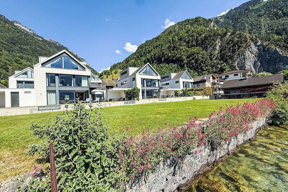 Villa am See 2 / Beach House in Vierwaldstättersee (UR), Vierwaldstättersee