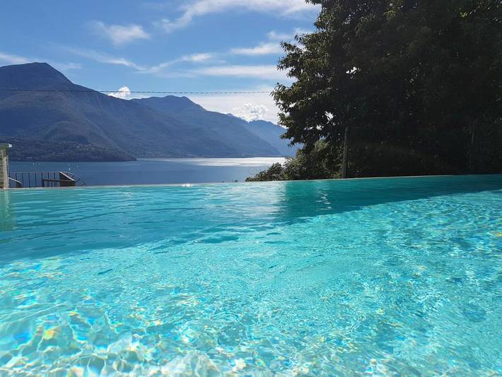 Appartamento vacanze per 6 persone, con vista lago e panorama nonché piscina e giardino, con animali domestici - 1