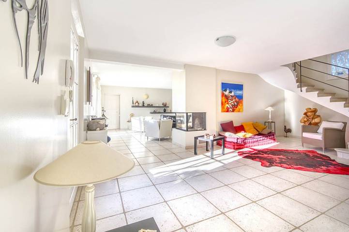 Location de vacances pour 10 personnes, avec jardin ainsi que terrasse et sauna à Eygalières - 3