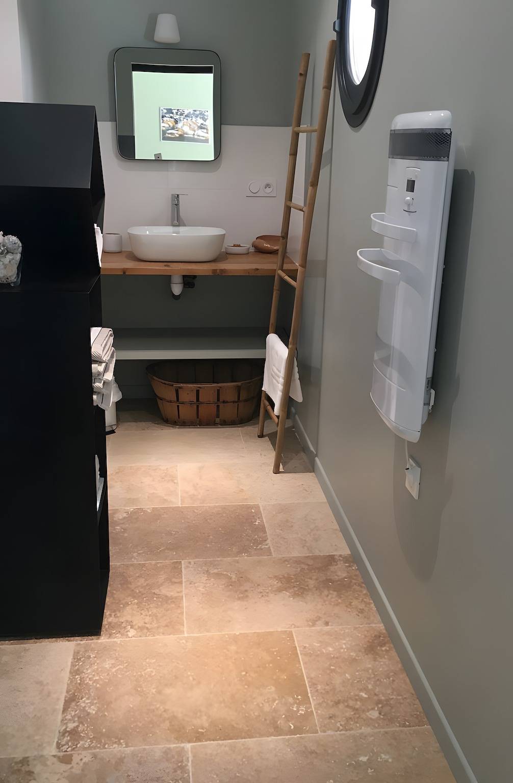 Monolocale intero, Gîte “La Cigale Bleue” con piscina privata, Wi-Fi e aria condizionata in Saint-Rémy-de-Provence, Arles e dintorni