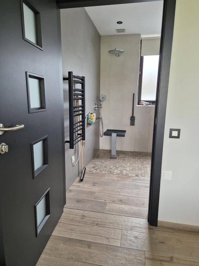 Location de vacances pour 2 personnes, avec jardin, adapté aux familles à Wanze - 2