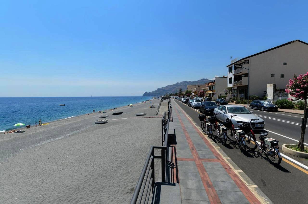 Marina D'Agrò Residence in Santa Teresa di Riva, Provincia di Messina