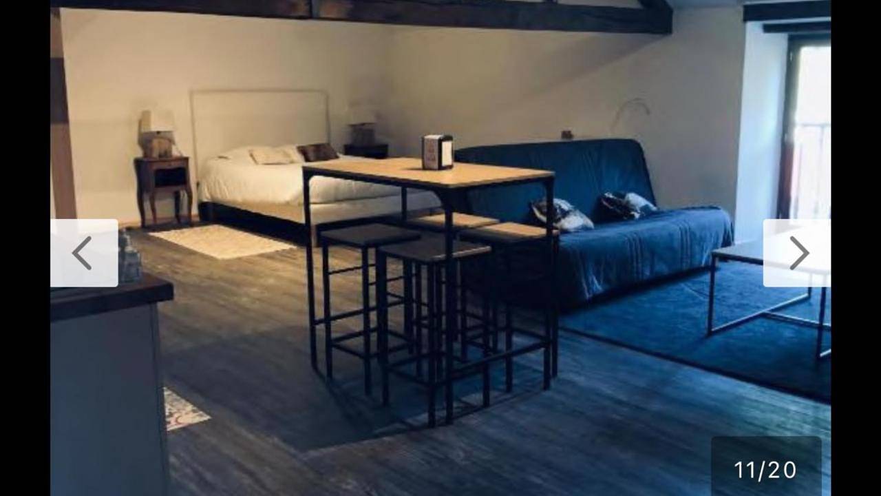 Appartement entier, La grange du parc et le dortoir pèlerins in Sancoins, Saint-Amand-Montrond