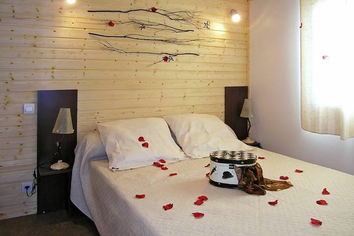 Location de vacances pour 4 personnes, avec jardin et piscine à Beynat - 2
