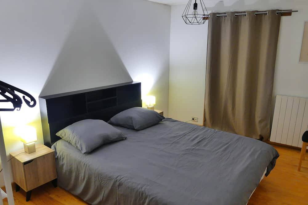 Appartement entier, Gîte La Luna in Genestelle, Parc naturel régional des Monts d'Ardèche
