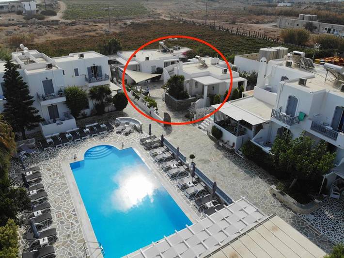 Maison d’hôte pour 4 personnes, avec terrasse et piscine dans Náoussa