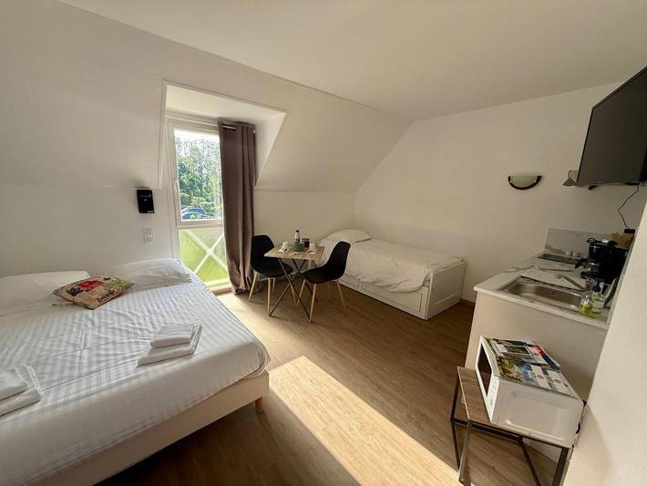 Location de vacances pour 2 personnes, avec terrasse, animaux acceptés à Colleville-sur-Mer - 4