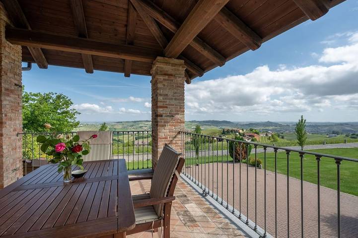 Ferienhaus für 4 Personen, mit Pool und Garten