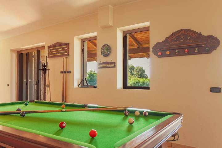 Beautiful villa with swimming pool Italy in Itri, Provincia de Latina