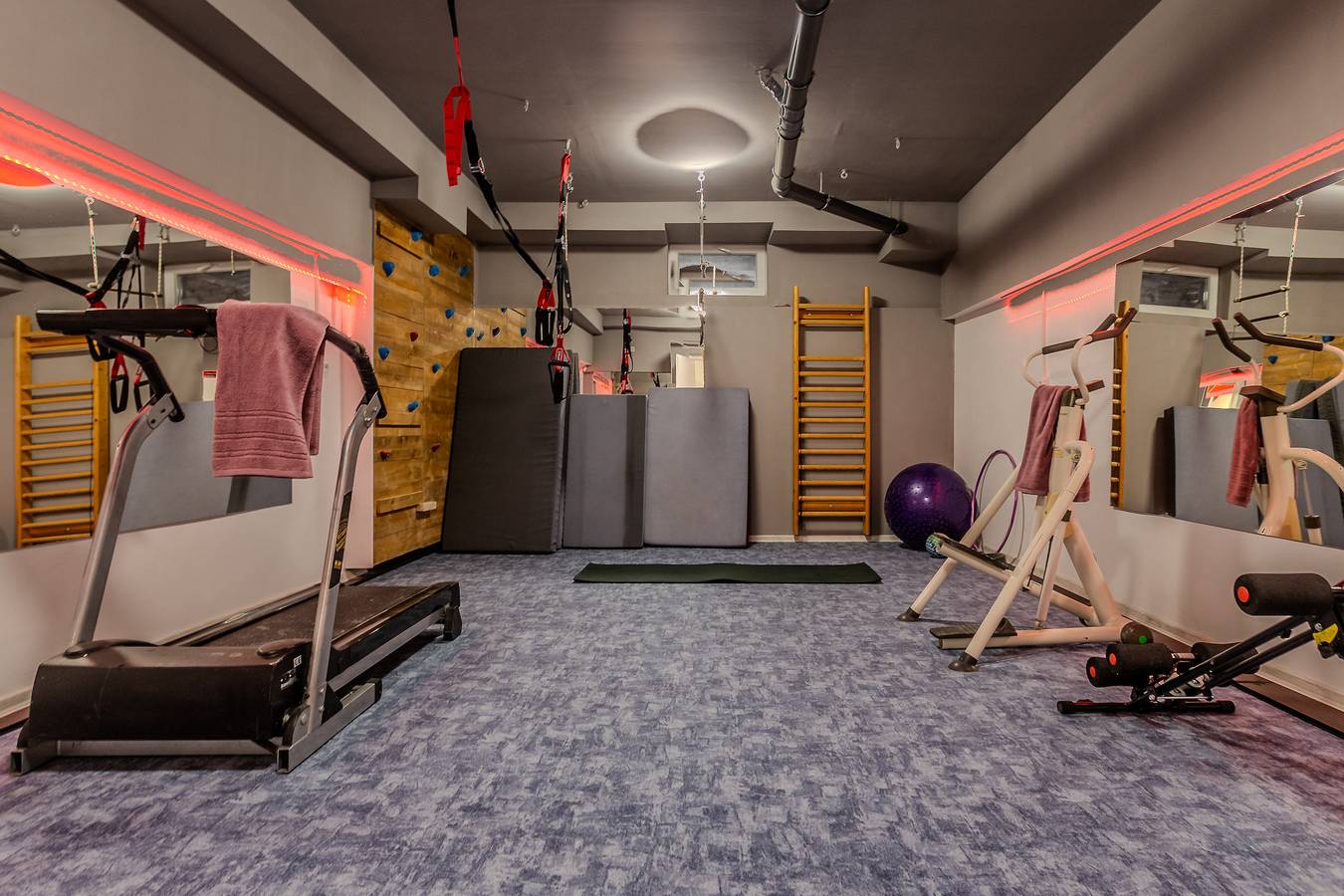 Ganze Wohnung, Káli Retreat Fitness and Relax 2 1Br Apt in Zánka, Balatonfüredi járás