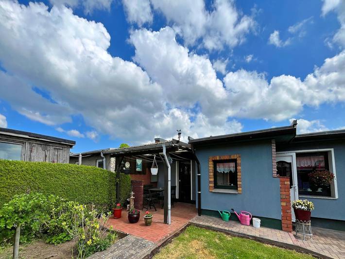 Ferienwohnung für 2 Personen, mit Terrasse und Garten in Kröpelin