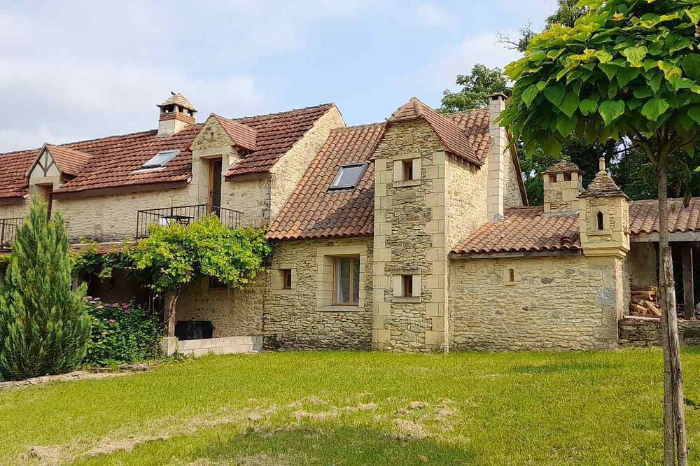 Charmant gîte à la campagne avec vue dégagée – proche de Sarlat in Marcillac-Saint-Quentin, Périgord Noir