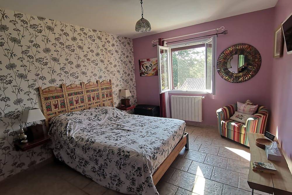 Sud Luberon - Villa - piscine privée - 7 personnes - proche étang de la bonde in La Motte-d'Aigues, Parc naturel régional du Luberon