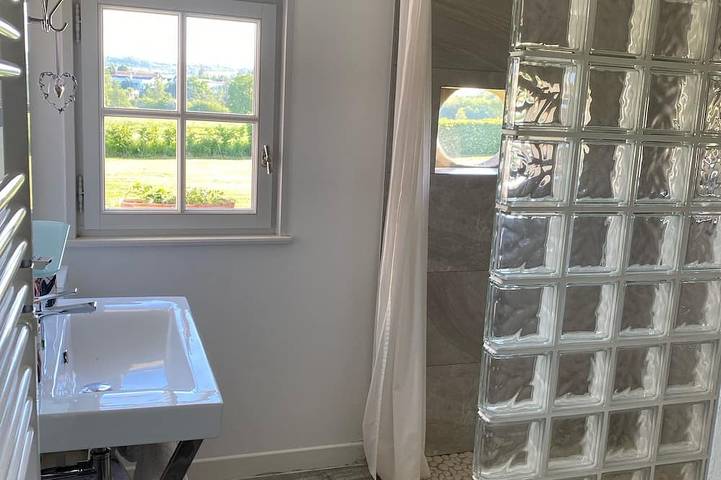 Location de vacances pour 2 personnes, avec jardin et terrasse à Monthureux-sur-Saône - 4