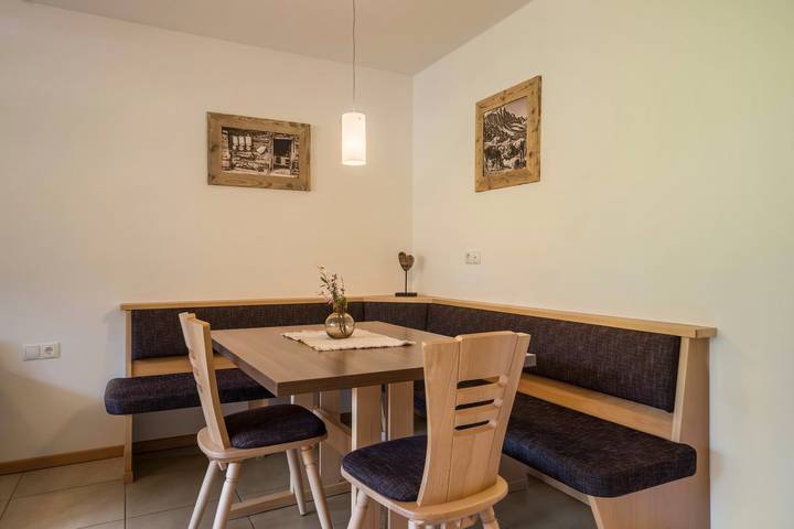 Entire apartment, Apartment "Sonnenaufgang" with Panoramic Mountain View, Balcony & Sauna in Pfelders, Moos in Passeier