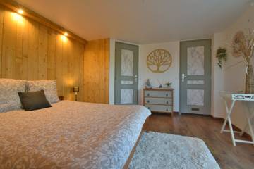 Chambre d’hôte pour 2 personnes, avec piscine et jardin à Castelnau-sur-l'Auvignon