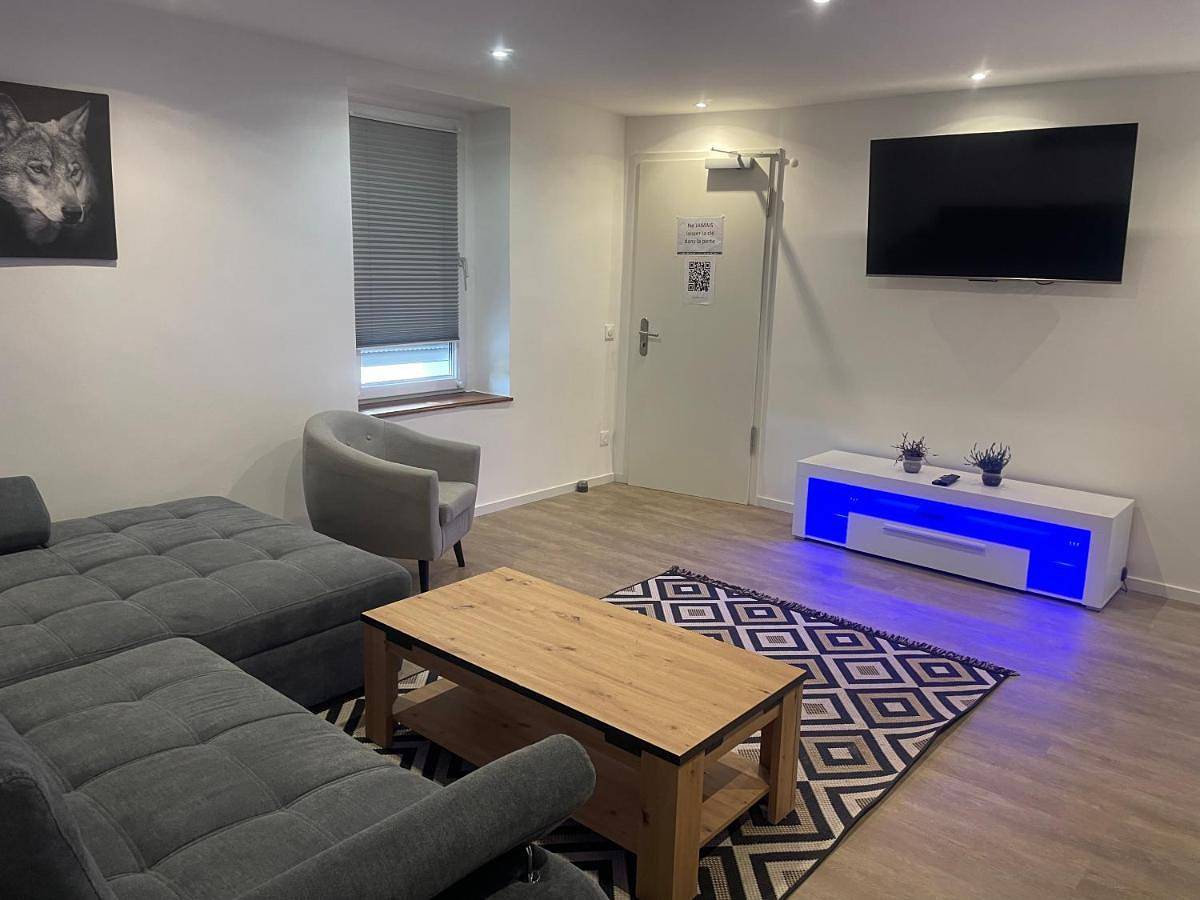 Appartement entier, One-Bedroom Apartment in Hameau, Meurthe-et-Moselle