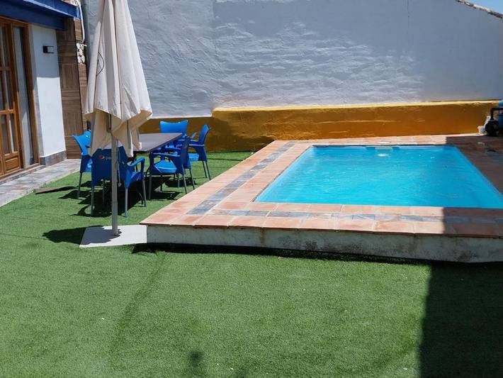 Apartamento para 6 personas, con Terraza y Piscina en Almodóvar del Río
