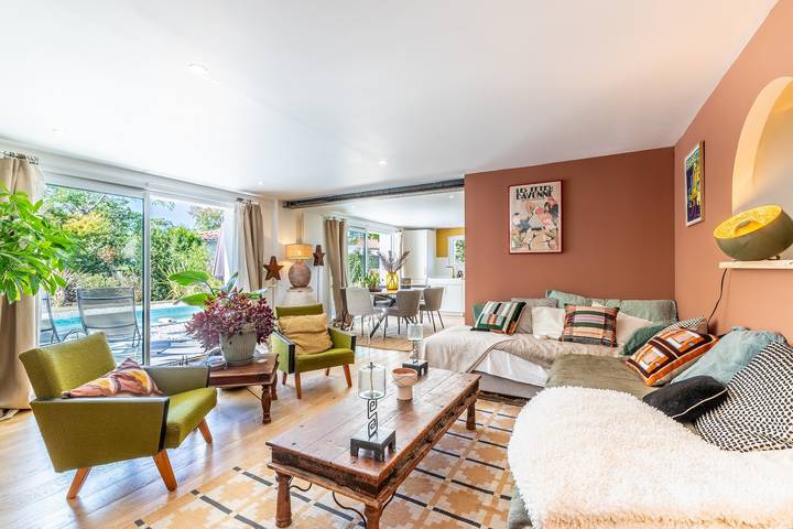 Villa Gabrielle - rez-de-jardin, piscine privée in Bassussarry, Region de Bayona