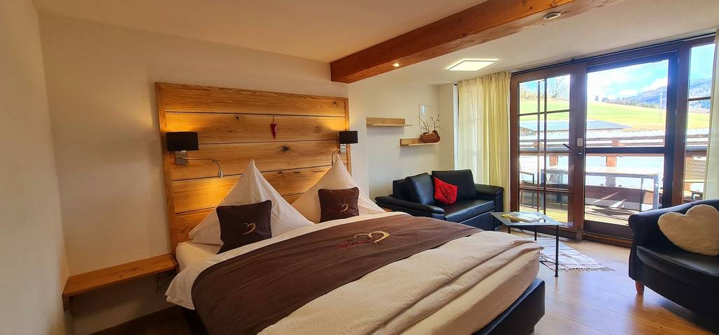 Ferienwohnung für 4 Personen, mit Balkon und Terrasse sowie Garten und Ausblick in Fröhnd - 3