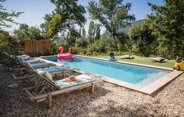Chambre d’hôte pour 2 personnes, avec jardin ainsi que jacuzzi et piscine dans la Drôme - 4