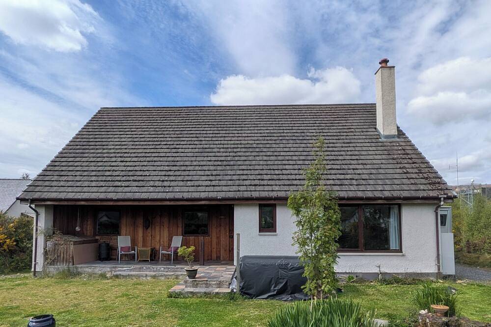 Stunning modern spacious 2 bedroom cottage in heart of the highlands - Loch Ness in Fort Augustus, Highlands