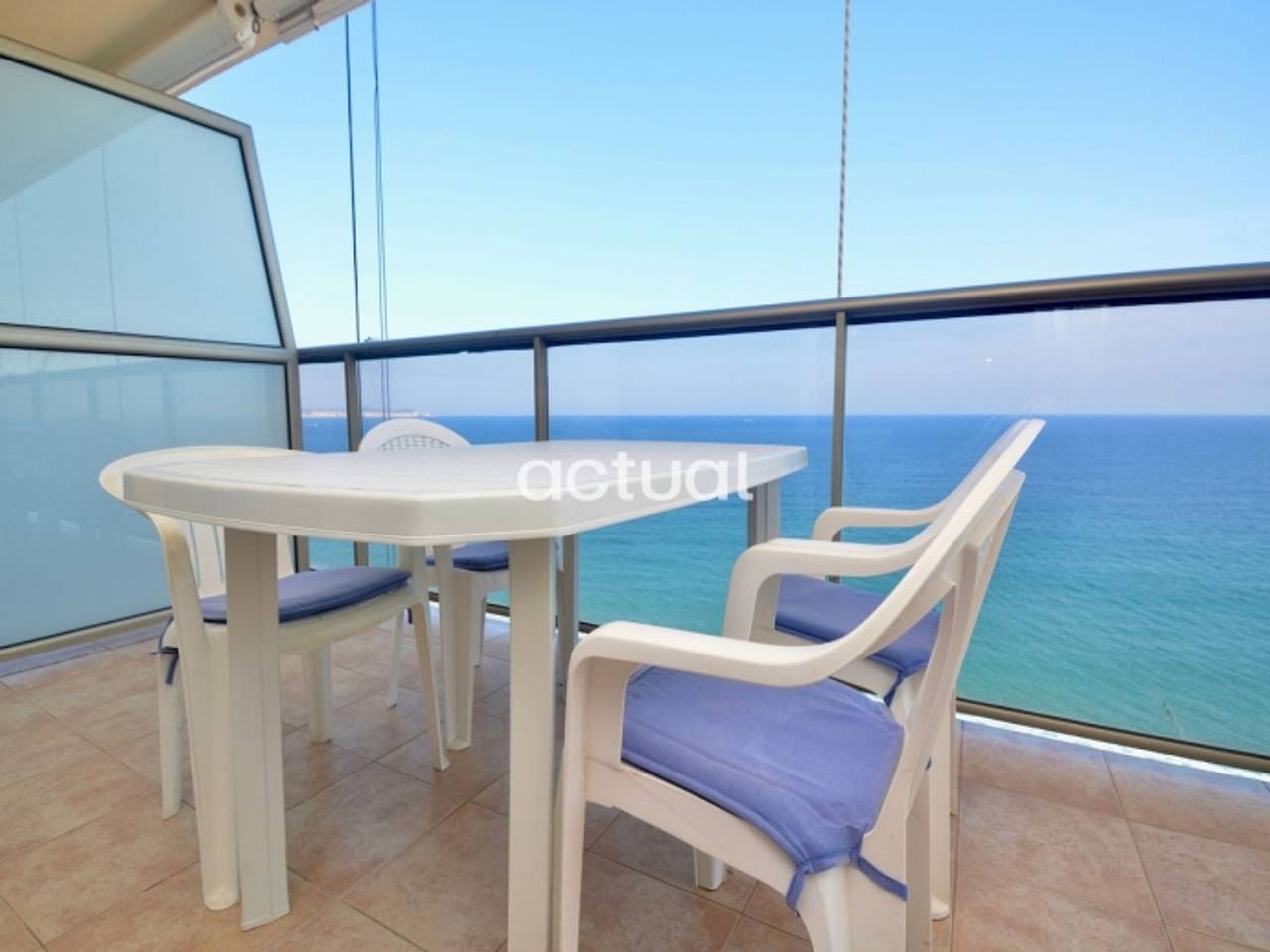 Ganze Wohnung, Costa Brava: 9. Etage, 2 Zimmer, Terrasse, Parkplatz, Wlan in Platja d'Aro, Costa Brava