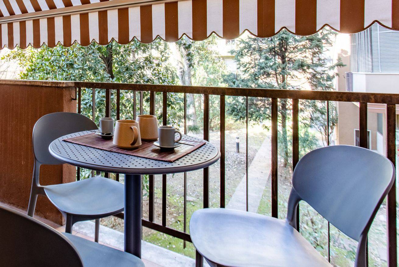 Geheel appartement, Vakantieappartement voor 3 personen met balkon in Verona, Garda Bergen