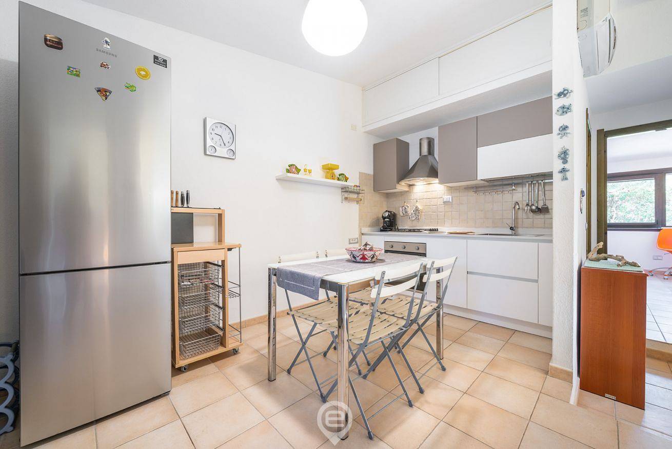 Geheel appartement, Vakantieappartement voor 4 personen met balkon/terras in Spiaggia di Villasimius, Villasimius