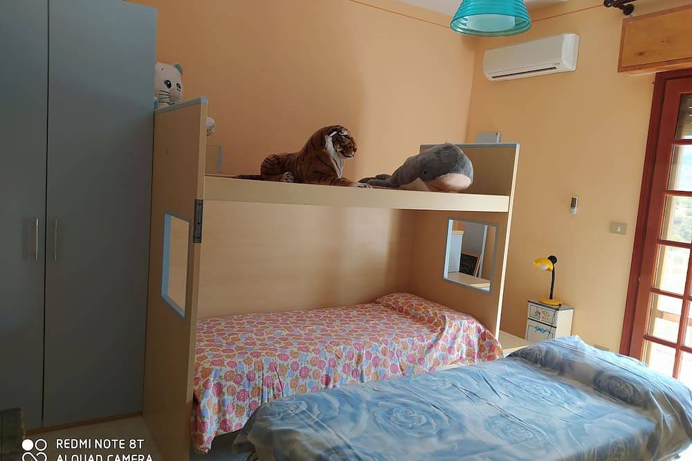 Entire apartment, Holiday home in Serra Scirocco in Trabia, Palermo Province