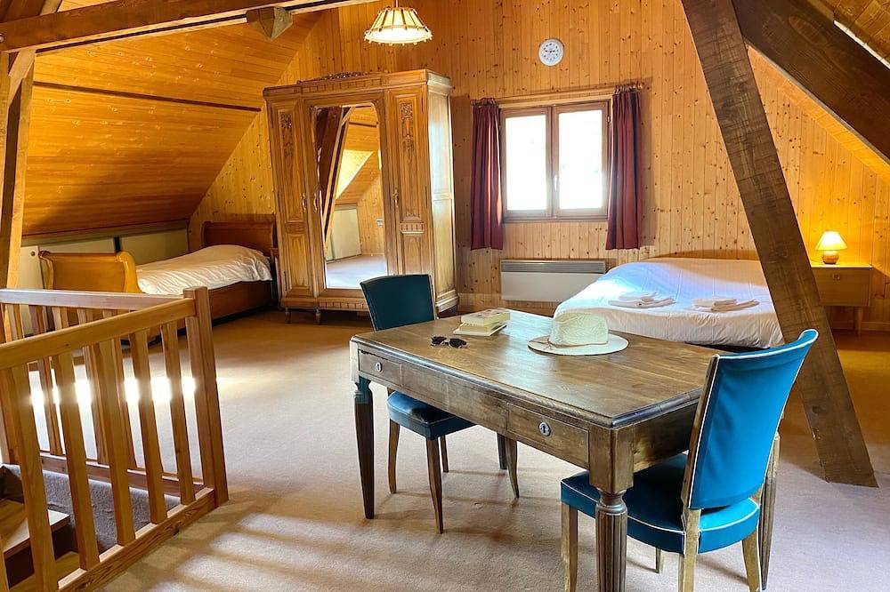 Villa 5 personas + gran balcón orientado al sur + piscina y jacuzzi in La Chapelle-en-Valgaudémar, Parque Nacional de los Ecrins