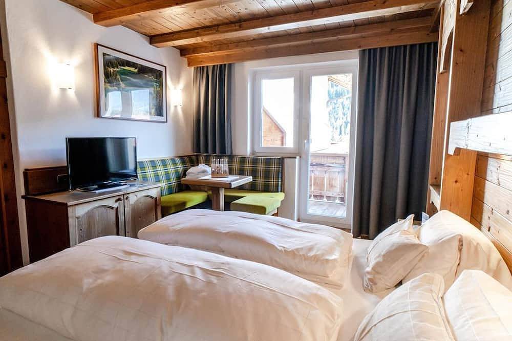 Doppelzimmer Comfort - Alpengasthof Hohe Burg in Stubaier Alpen, Trins