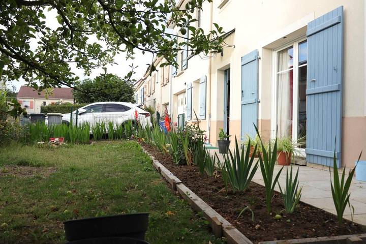 Gîte pour 2 personnes, avec jardin et vue à Savigny-le-Temple - 2
